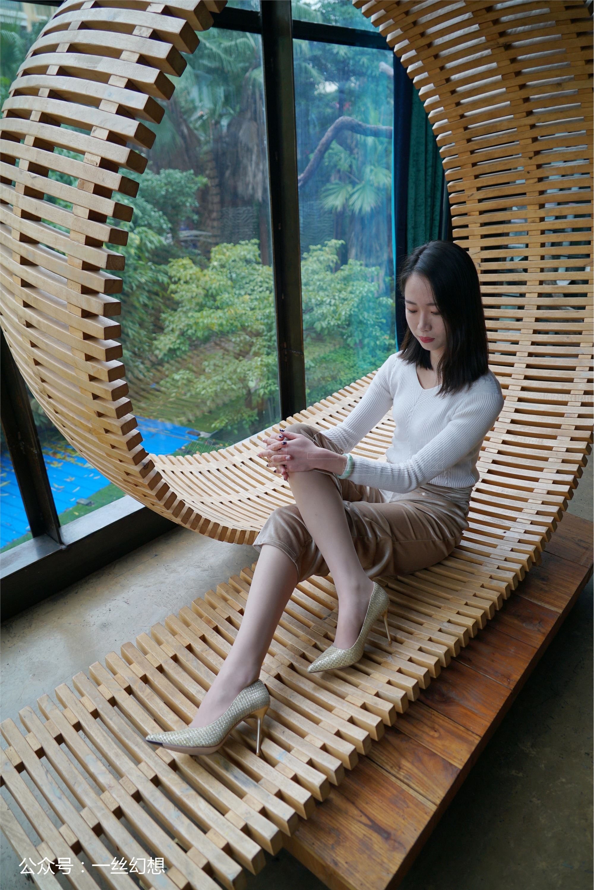 高丝女子图鉴 袜小喵×一丝幻想 NZ042 茜茜